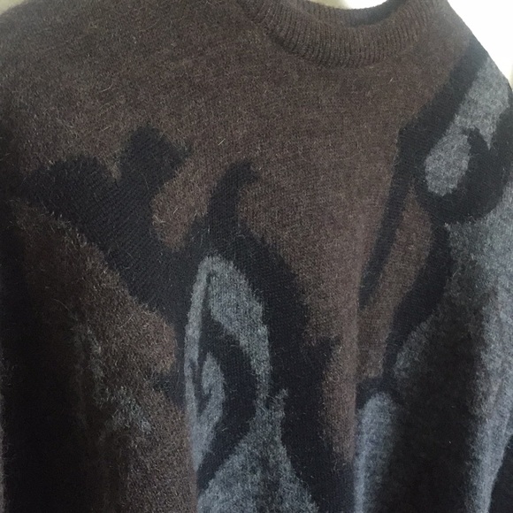 VINTAGE Graphic Cashmere Blend Sweater - Picture 6 of 8